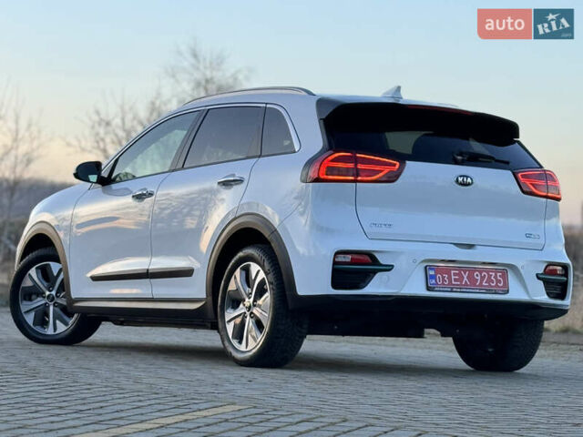Белый Киа Niro, объемом двигателя 0 л и пробегом 18 тыс. км за 21999 $, фото 21 на Automoto.ua