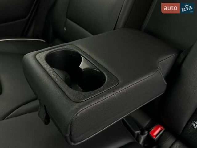 Белый Киа Niro, объемом двигателя 0 л и пробегом 38 тыс. км за 24700 $, фото 92 на Automoto.ua