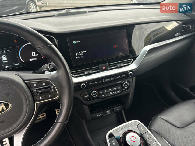 Белый Киа Niro, объемом двигателя 0 л и пробегом 48 тыс. км за 24350 $, фото 26 на Automoto.ua