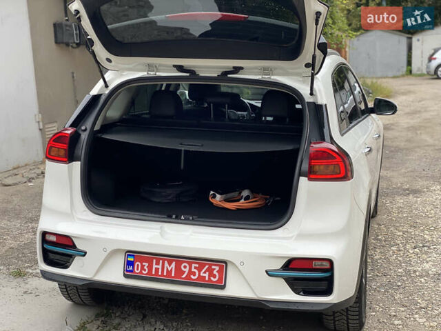 Белый Киа Niro, объемом двигателя 0 л и пробегом 164 тыс. км за 17750 $, фото 33 на Automoto.ua