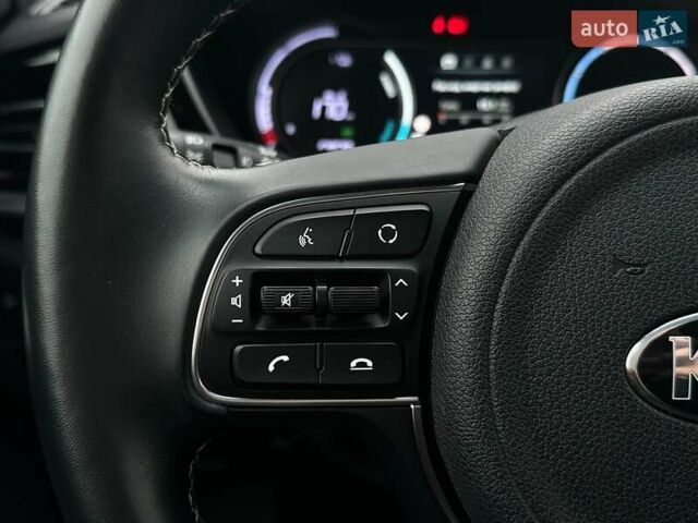 Белый Киа Niro, объемом двигателя 0 л и пробегом 56 тыс. км за 23400 $, фото 36 на Automoto.ua