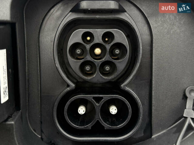 Белый Киа Niro, объемом двигателя 0 л и пробегом 54 тыс. км за 24700 $, фото 15 на Automoto.ua