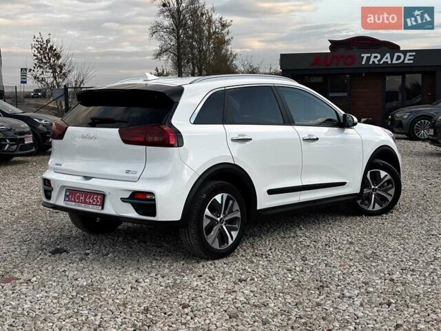 Белый Киа Niro, объемом двигателя 0 л и пробегом 72 тыс. км за 23600 $, фото 10 на Automoto.ua