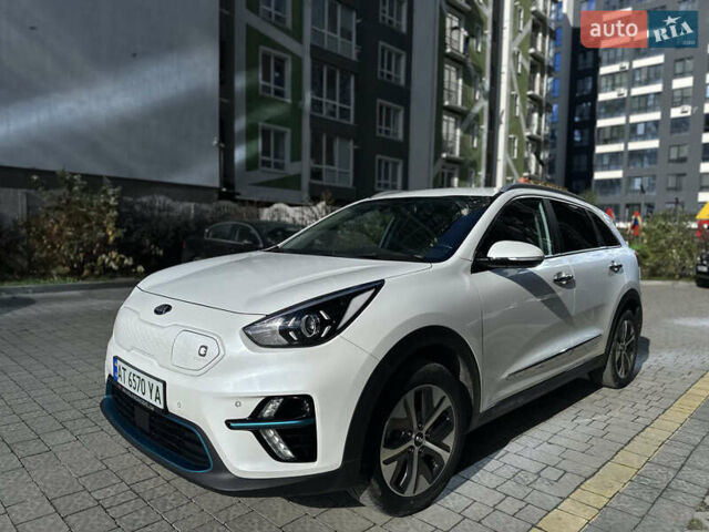 Білий Кіа Niro, об'ємом двигуна 0 л та пробігом 155 тис. км за 18300 $, фото 3 на Automoto.ua