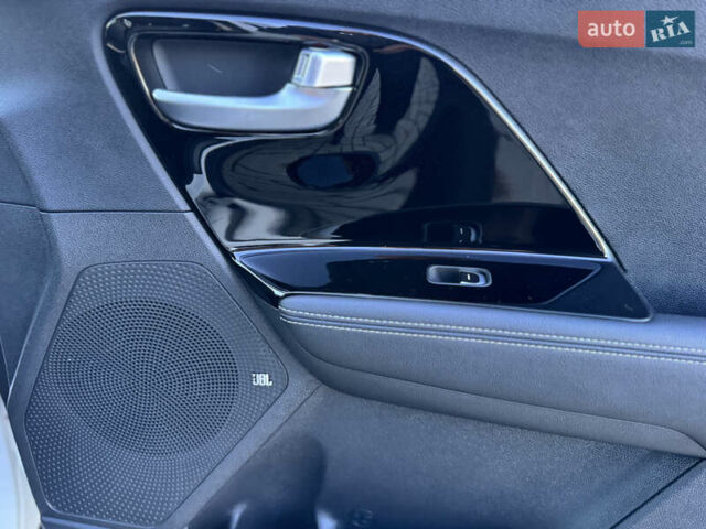 Белый Киа Niro, объемом двигателя 0 л и пробегом 18 тыс. км за 21999 $, фото 48 на Automoto.ua