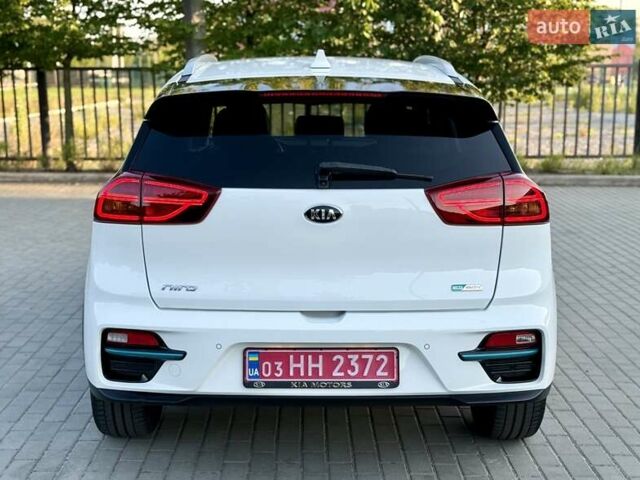 Белый Киа Niro, объемом двигателя 0 л и пробегом 82 тыс. км за 18950 $, фото 18 на Automoto.ua