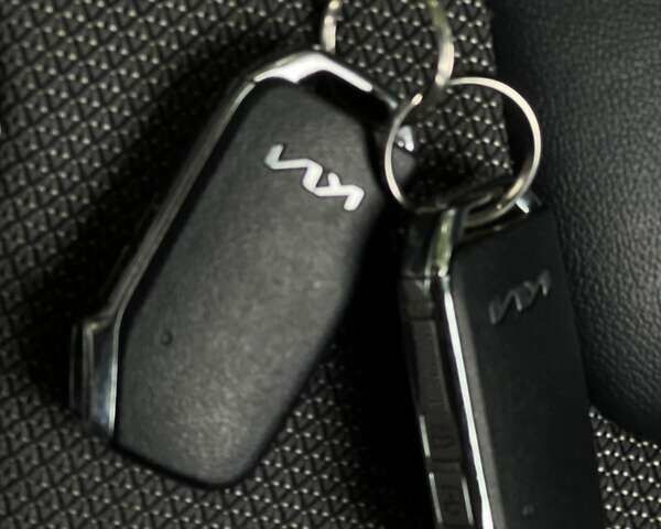 Белый Киа Niro, объемом двигателя 0 л и пробегом 132 тыс. км за 17990 $, фото 10 на Automoto.ua