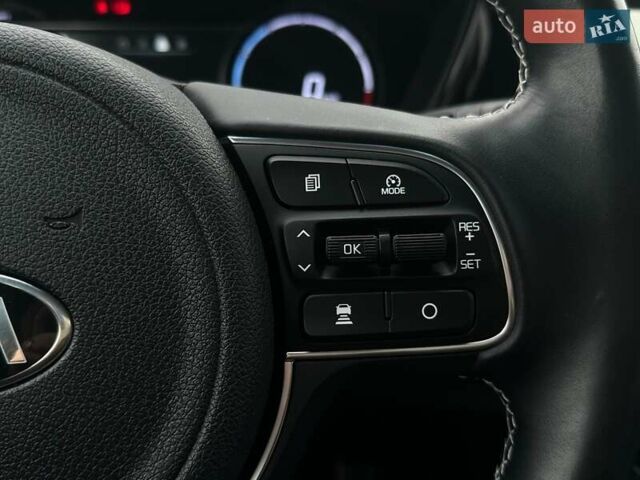 Белый Киа Niro, объемом двигателя 0 л и пробегом 38 тыс. км за 24700 $, фото 9 на Automoto.ua