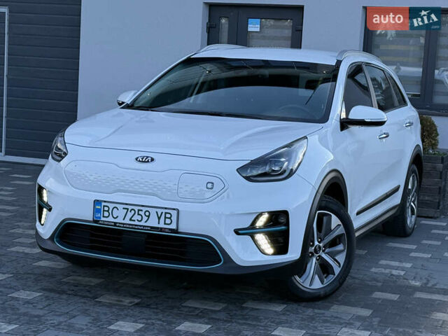 Белый Киа Niro, объемом двигателя 0 л и пробегом 80 тыс. км за 17800 $, фото 1 на Automoto.ua