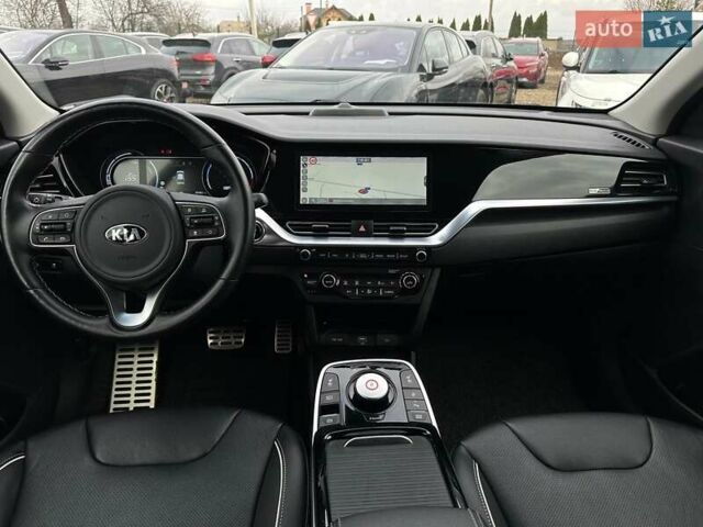 Білий Кіа Niro, об'ємом двигуна 0 л та пробігом 35 тис. км за 24400 $, фото 50 на Automoto.ua