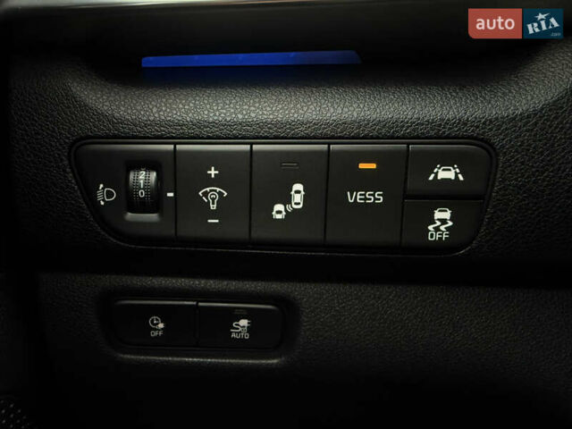 Белый Киа Niro, объемом двигателя 0 л и пробегом 54 тыс. км за 24700 $, фото 44 на Automoto.ua