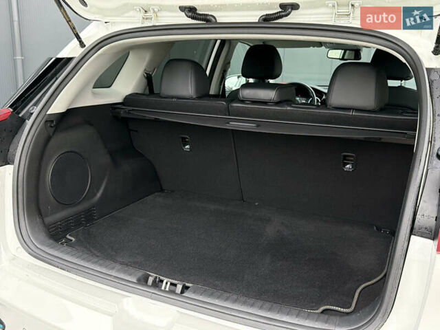Белый Киа Niro, объемом двигателя 0 л и пробегом 39 тыс. км за 23400 $, фото 80 на Automoto.ua