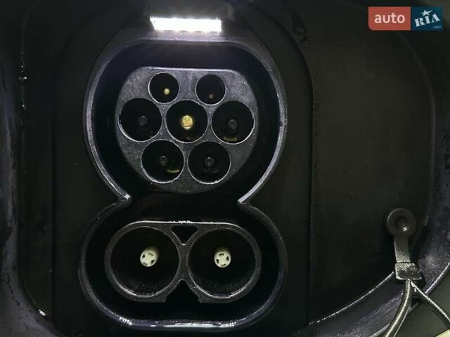 Белый Киа Niro, объемом двигателя 0 л и пробегом 38 тыс. км за 24700 $, фото 37 на Automoto.ua