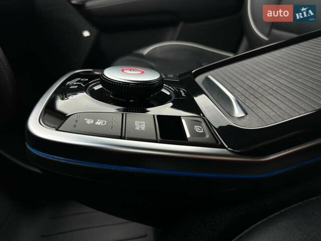 Білий Кіа Niro, об'ємом двигуна 0 л та пробігом 35 тис. км за 24400 $, фото 78 на Automoto.ua