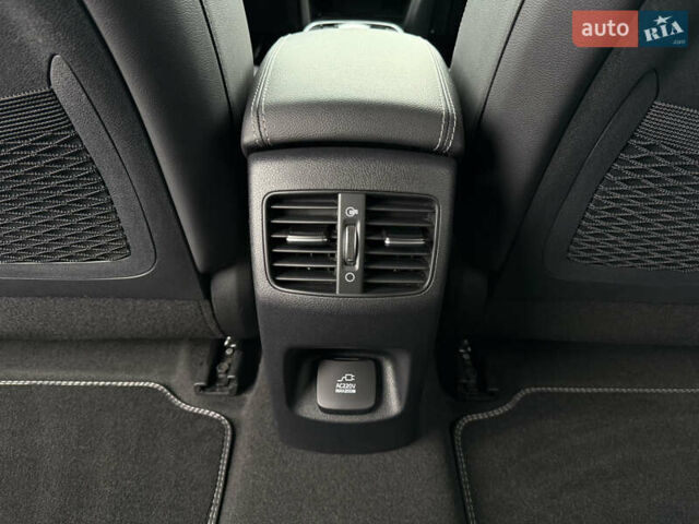 Белый Киа Niro, объемом двигателя 0 л и пробегом 54 тыс. км за 24700 $, фото 91 на Automoto.ua