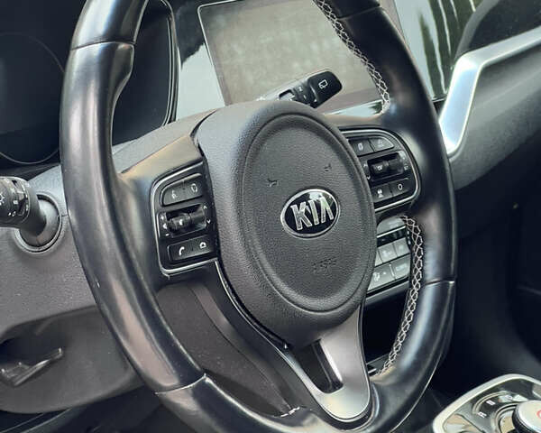 Белый Киа Niro, объемом двигателя 0 л и пробегом 92 тыс. км за 19800 $, фото 18 на Automoto.ua