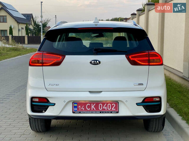 Білий Кіа Niro, об'ємом двигуна 0 л та пробігом 68 тис. км за 20750 $, фото 13 на Automoto.ua