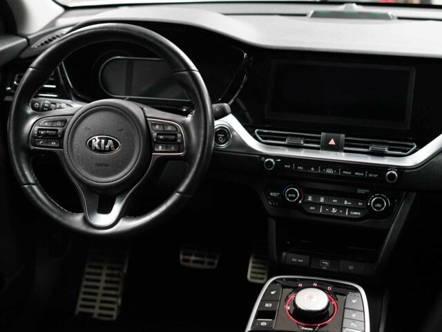 Белый Киа Niro, объемом двигателя 0 л и пробегом 53 тыс. км за 16100 $, фото 11 на Automoto.ua