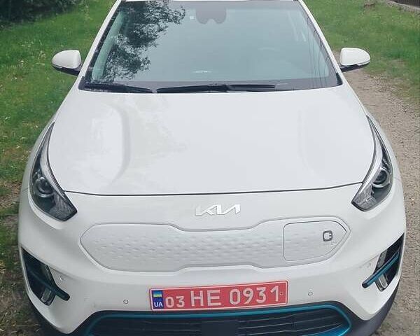 Білий Кіа Niro, об'ємом двигуна 0 л та пробігом 75 тис. км за 19700 $, фото 54 на Automoto.ua