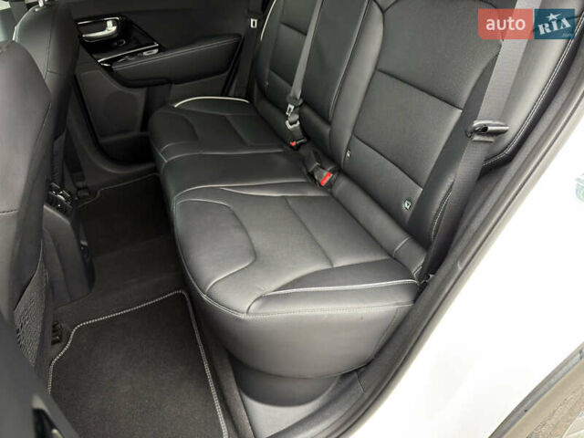 Белый Киа Niro, объемом двигателя 0 л и пробегом 51 тыс. км за 24200 $, фото 28 на Automoto.ua