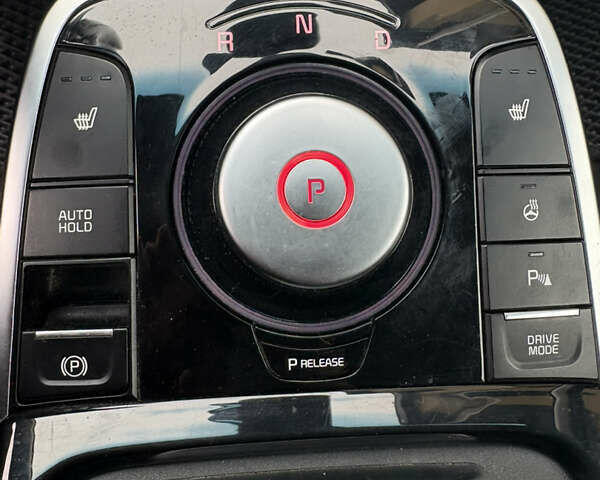 Білий Кіа Niro, об'ємом двигуна 0 л та пробігом 52 тис. км за 20500 $, фото 5 на Automoto.ua