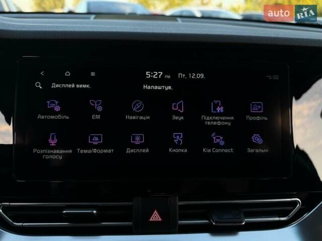 Білий Кіа Niro, об'ємом двигуна 0 л та пробігом 59 тис. км за 23800 $, фото 45 на Automoto.ua