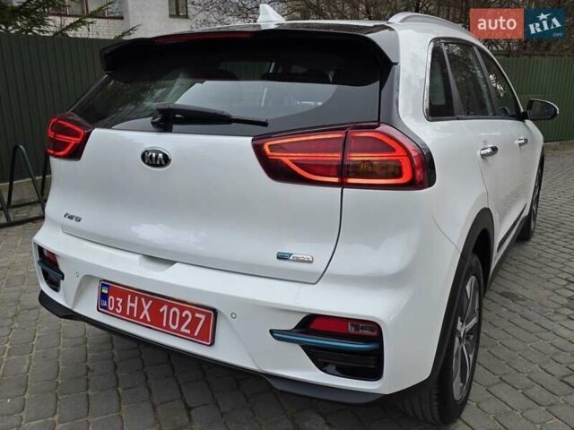 Белый Киа Niro, объемом двигателя 0 л и пробегом 149 тыс. км за 17499 $, фото 7 на Automoto.ua