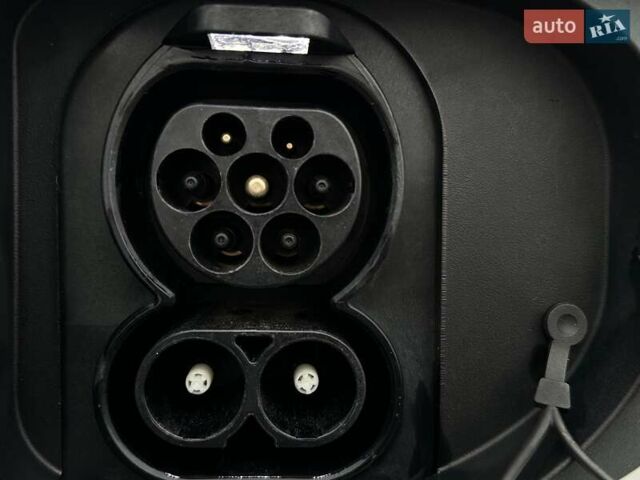 Белый Киа Niro, объемом двигателя 0 л и пробегом 56 тыс. км за 23400 $, фото 14 на Automoto.ua