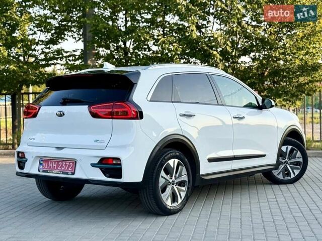 Белый Киа Niro, объемом двигателя 0 л и пробегом 82 тыс. км за 18950 $, фото 21 на Automoto.ua