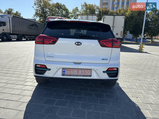 Белый Киа Niro, объемом двигателя 0 л и пробегом 80 тыс. км за 22319 $, фото 7 на Automoto.ua