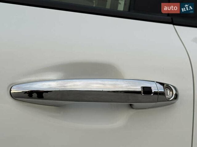 Белый Киа Niro, объемом двигателя 0 л и пробегом 113 тыс. км за 17800 $, фото 31 на Automoto.ua