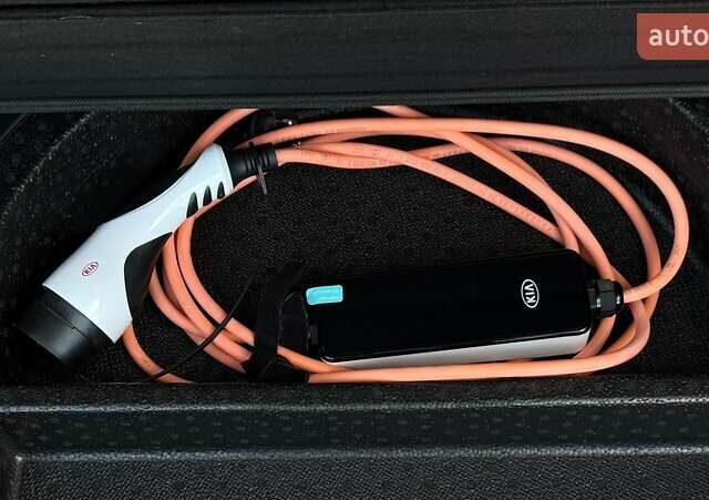 Белый Киа Niro, объемом двигателя 0 л и пробегом 59 тыс. км за 22800 $, фото 66 на Automoto.ua