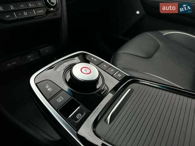 Белый Киа Niro, объемом двигателя 0 л и пробегом 62 тыс. км за 23500 $, фото 13 на Automoto.ua