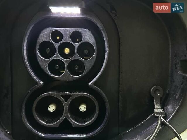 Белый Киа Niro, объемом двигателя 0 л и пробегом 38 тыс. км за 24700 $, фото 23 на Automoto.ua