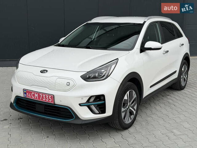 Белый Киа Niro, объемом двигателя 0 л и пробегом 39 тыс. км за 23400 $, фото 6 на Automoto.ua