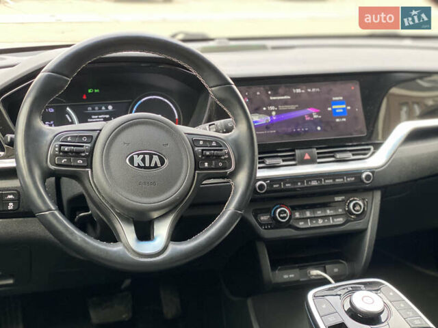 Белый Киа Niro, объемом двигателя 0 л и пробегом 150 тыс. км за 18299 $, фото 25 на Automoto.ua