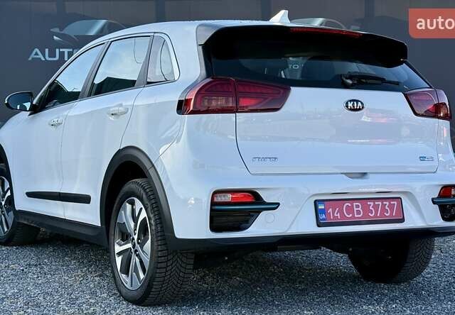 Белый Киа Niro, объемом двигателя 0 л и пробегом 22 тыс. км за 17300 $, фото 17 на Automoto.ua