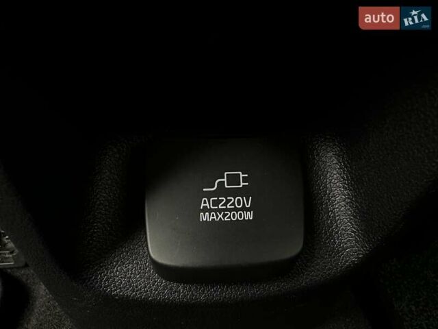 Білий Кіа Niro, об'ємом двигуна 0 л та пробігом 62 тис. км за 24500 $, фото 78 на Automoto.ua