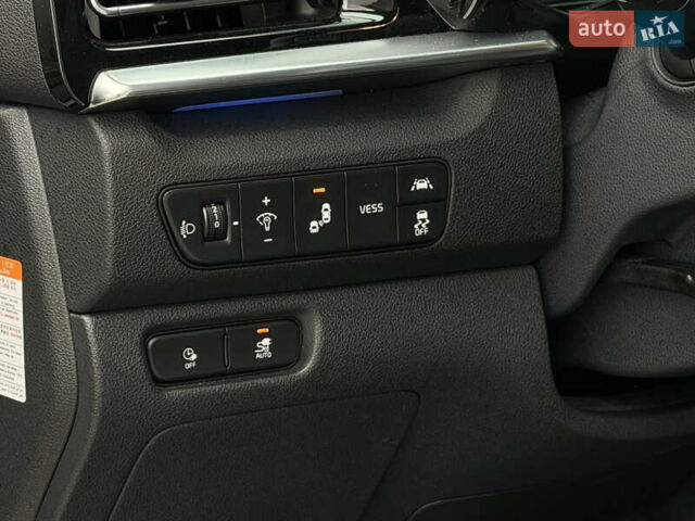 Белый Киа Niro, объемом двигателя 0 л и пробегом 51 тыс. км за 24200 $, фото 16 на Automoto.ua