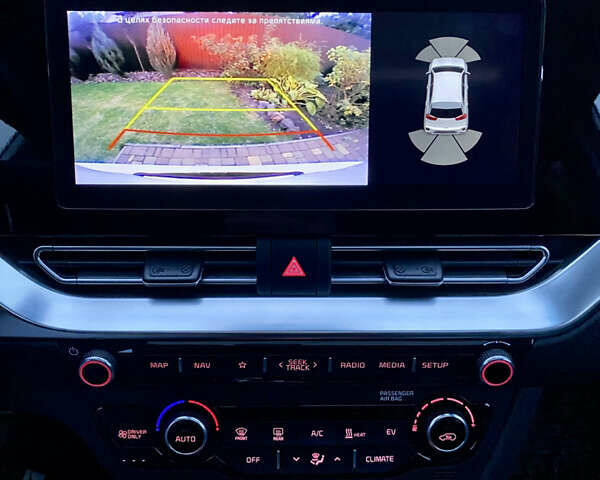 Белый Киа Niro, объемом двигателя 0 л и пробегом 97 тыс. км за 19995 $, фото 13 на Automoto.ua