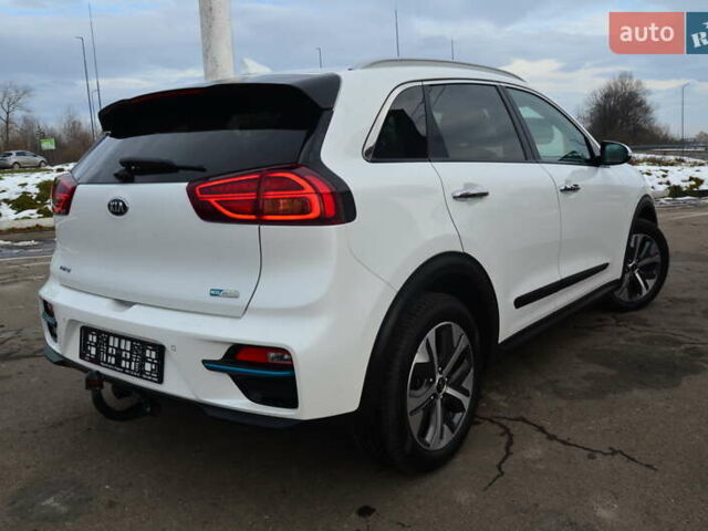Белый Киа Niro, объемом двигателя 0 л и пробегом 73 тыс. км за 19548 $, фото 34 на Automoto.ua