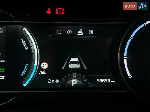 Белый Киа Niro, объемом двигателя 0 л и пробегом 38 тыс. км за 24700 $, фото 55 на Automoto.ua