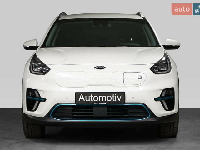 Киа Niro 2021 в Киеве на Automoto.ua Белый Киа Niro, объемом двигателя 0 л и пробегом 52 тыс. км за 18200 $, фото 2 на Automoto.ua