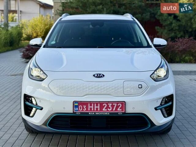 Белый Киа Niro, объемом двигателя 0 л и пробегом 82 тыс. км за 18950 $, фото 5 на Automoto.ua
