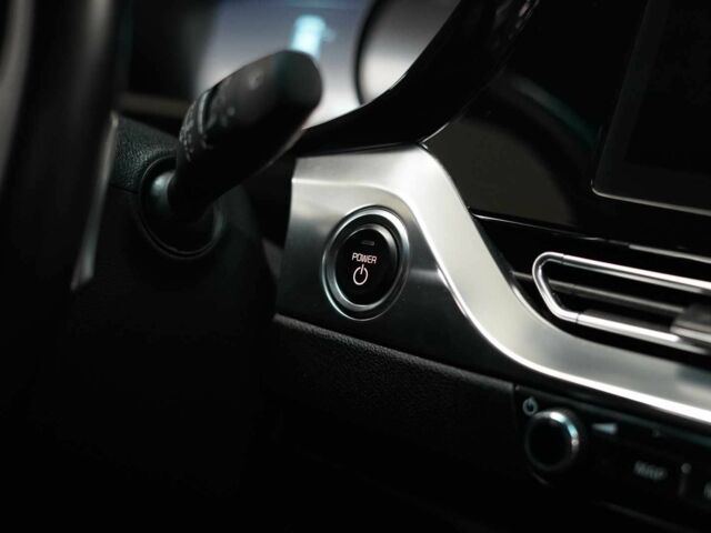 Белый Киа Niro, объемом двигателя 0 л и пробегом 53 тыс. км за 16100 $, фото 22 на Automoto.ua