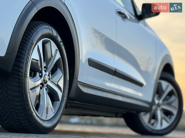 Белый Киа Niro, объемом двигателя 0 л и пробегом 18 тыс. км за 21999 $, фото 31 на Automoto.ua