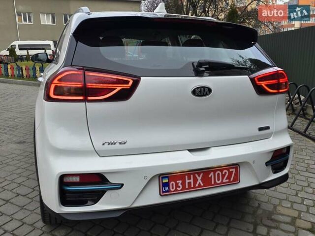 Белый Киа Niro, объемом двигателя 0 л и пробегом 149 тыс. км за 17499 $, фото 9 на Automoto.ua