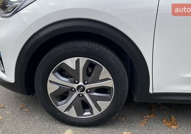 Белый Киа Niro, объемом двигателя 0 л и пробегом 63 тыс. км за 22500 $, фото 18 на Automoto.ua