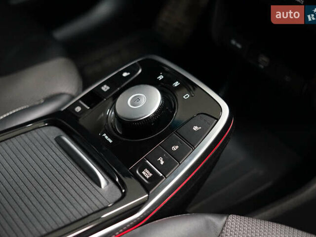 Киа Niro 2021 в Киеве на Automoto.ua Белый Киа Niro, объемом двигателя 0 л и пробегом 52 тыс. км за 18200 $, фото 14 на Automoto.ua