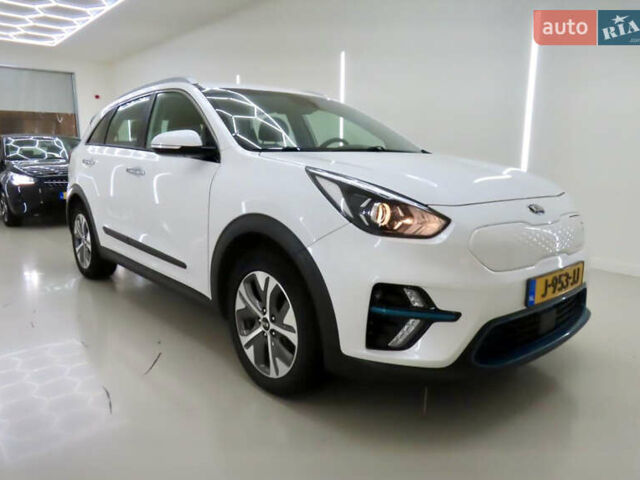 Белый Киа Niro, объемом двигателя 0 л и пробегом 150 тыс. км за 18299 $, фото 36 на Automoto.ua